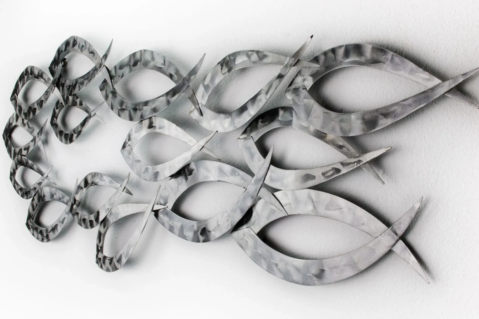 Wanddeko Metall 'Essence of Power' 114x38x4cm