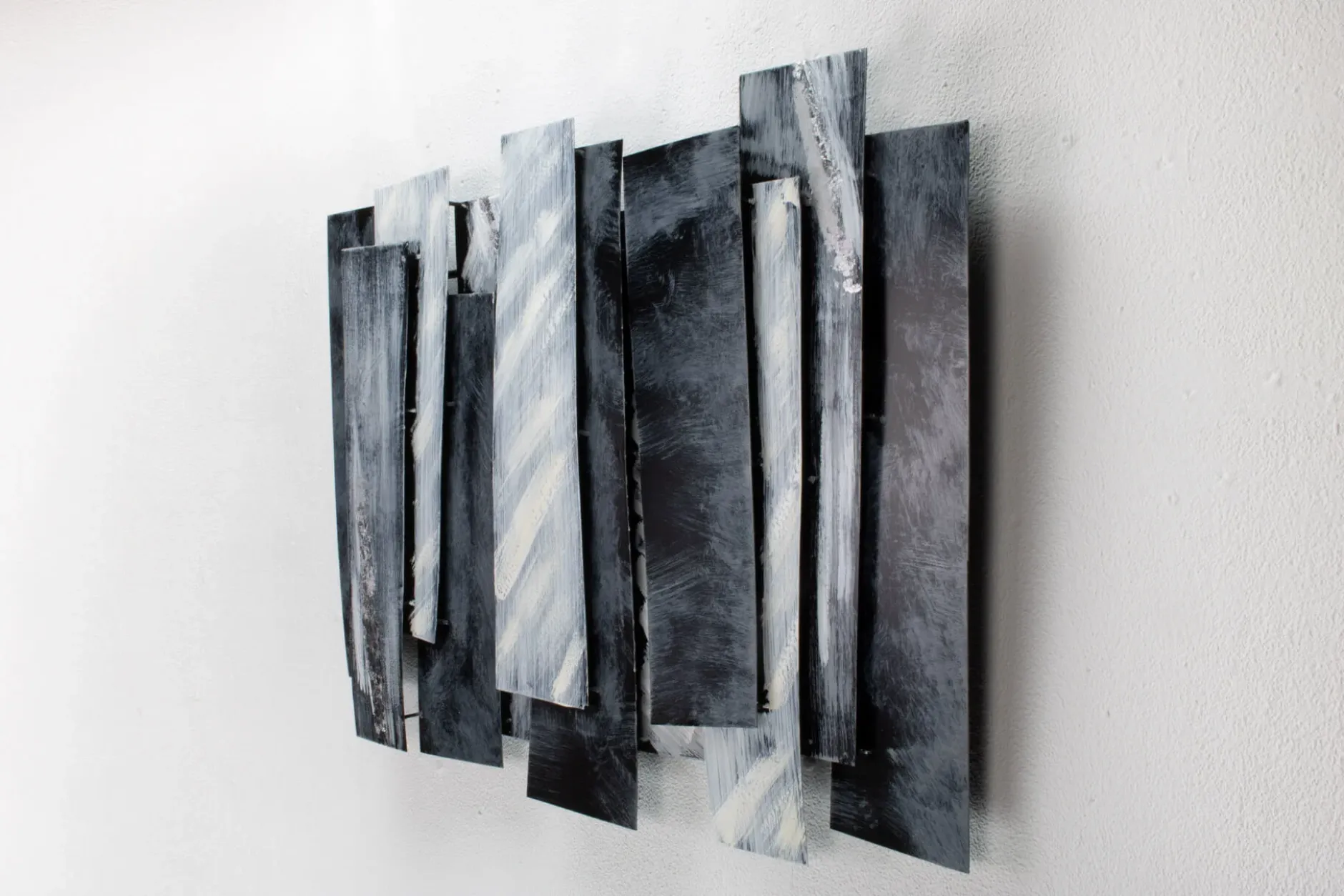 Wanddeko Metall 'Kühle Eleganz' 80x60x5cm