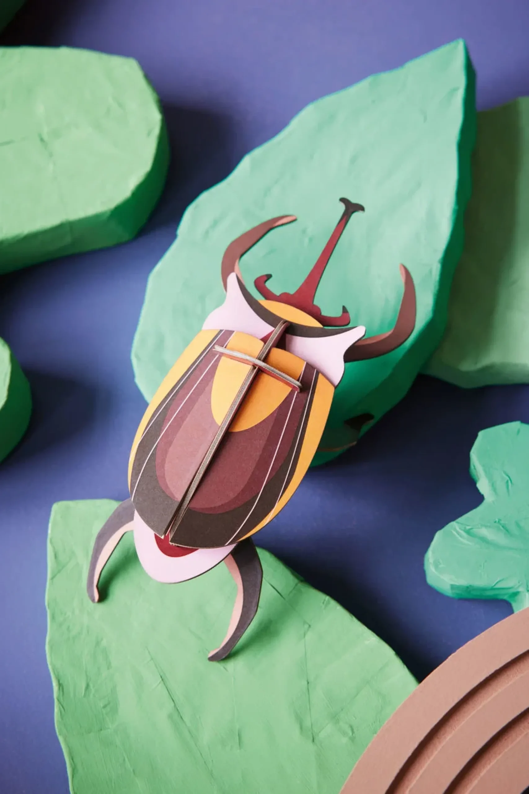 Wanddeko Papier 'Elefantenkäfer'