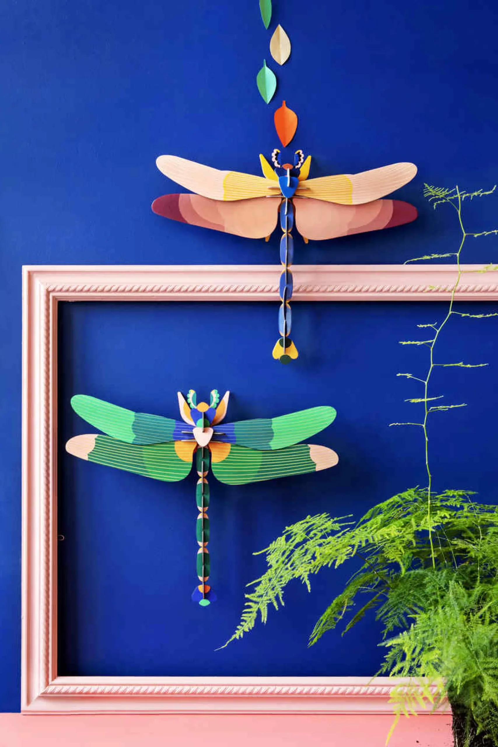 Wanddeko Papier 'Jade-Libelle'