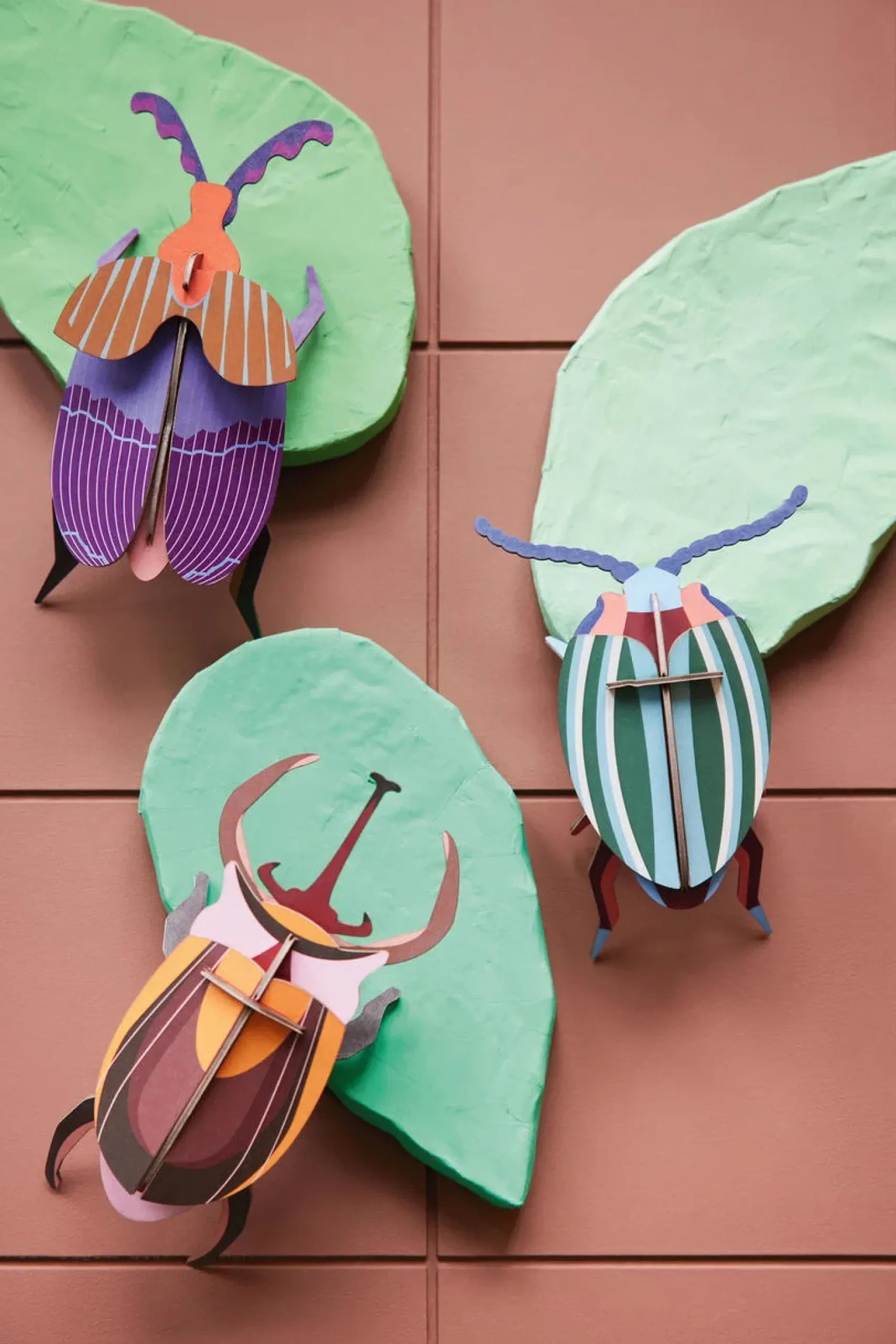 Wanddeko Papier 'Königin-Käfer'