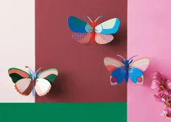 Wanddeko Papier 'Leuchtender Schmetterling'