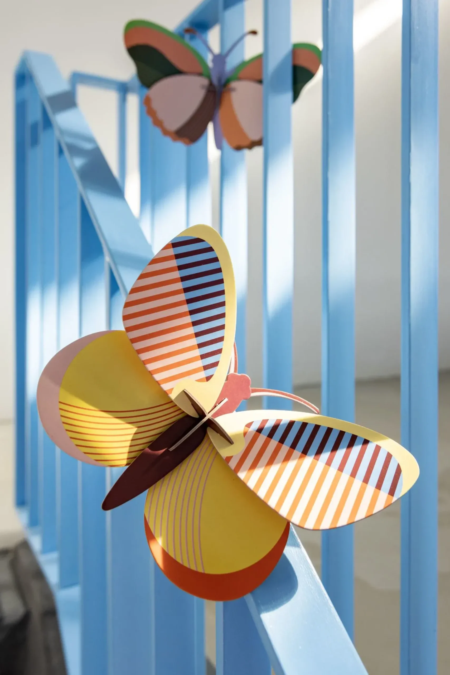 Wanddeko Papier 'Moderner Schmetterling'