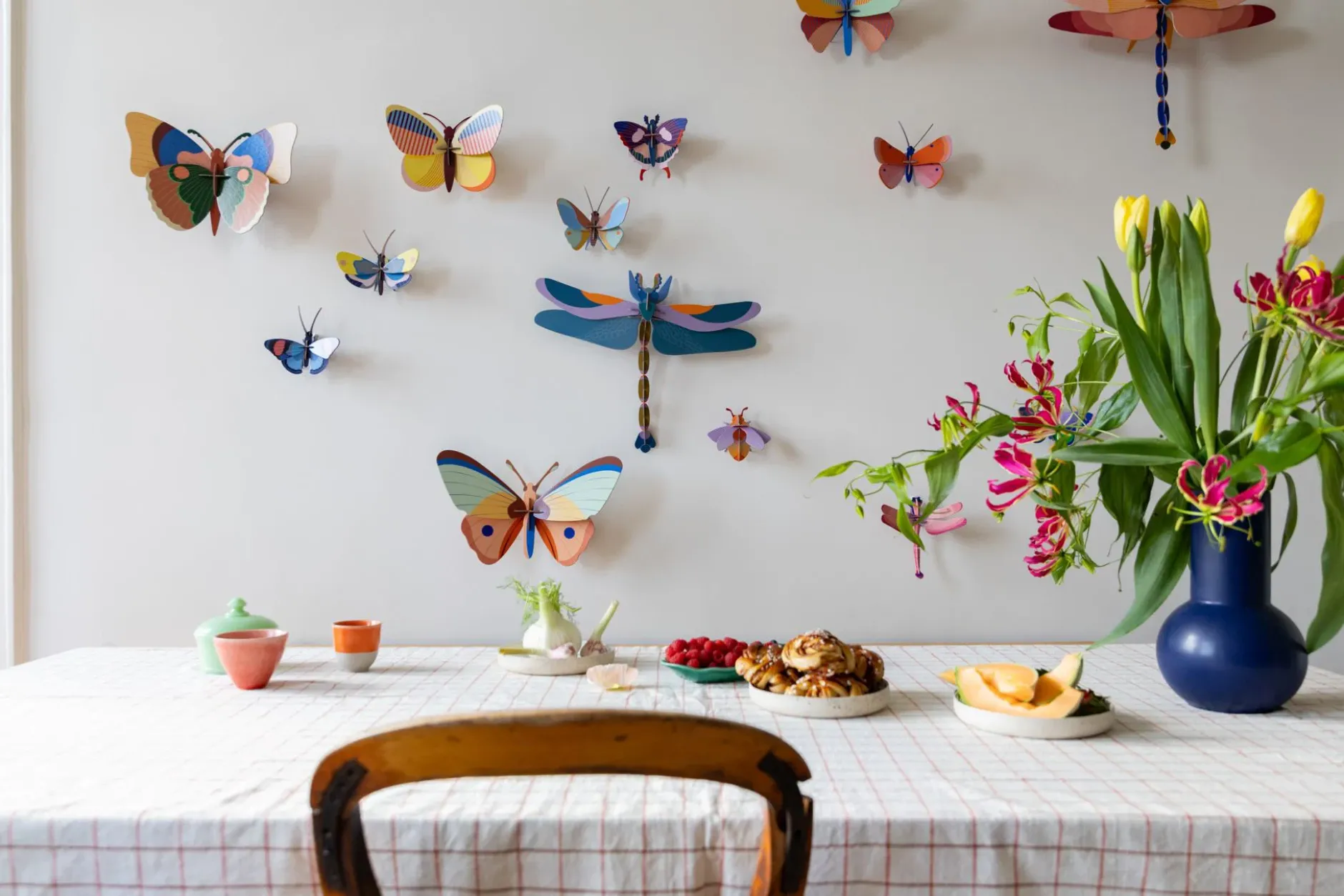 Wanddeko Papier 'Moderner Schmetterling'