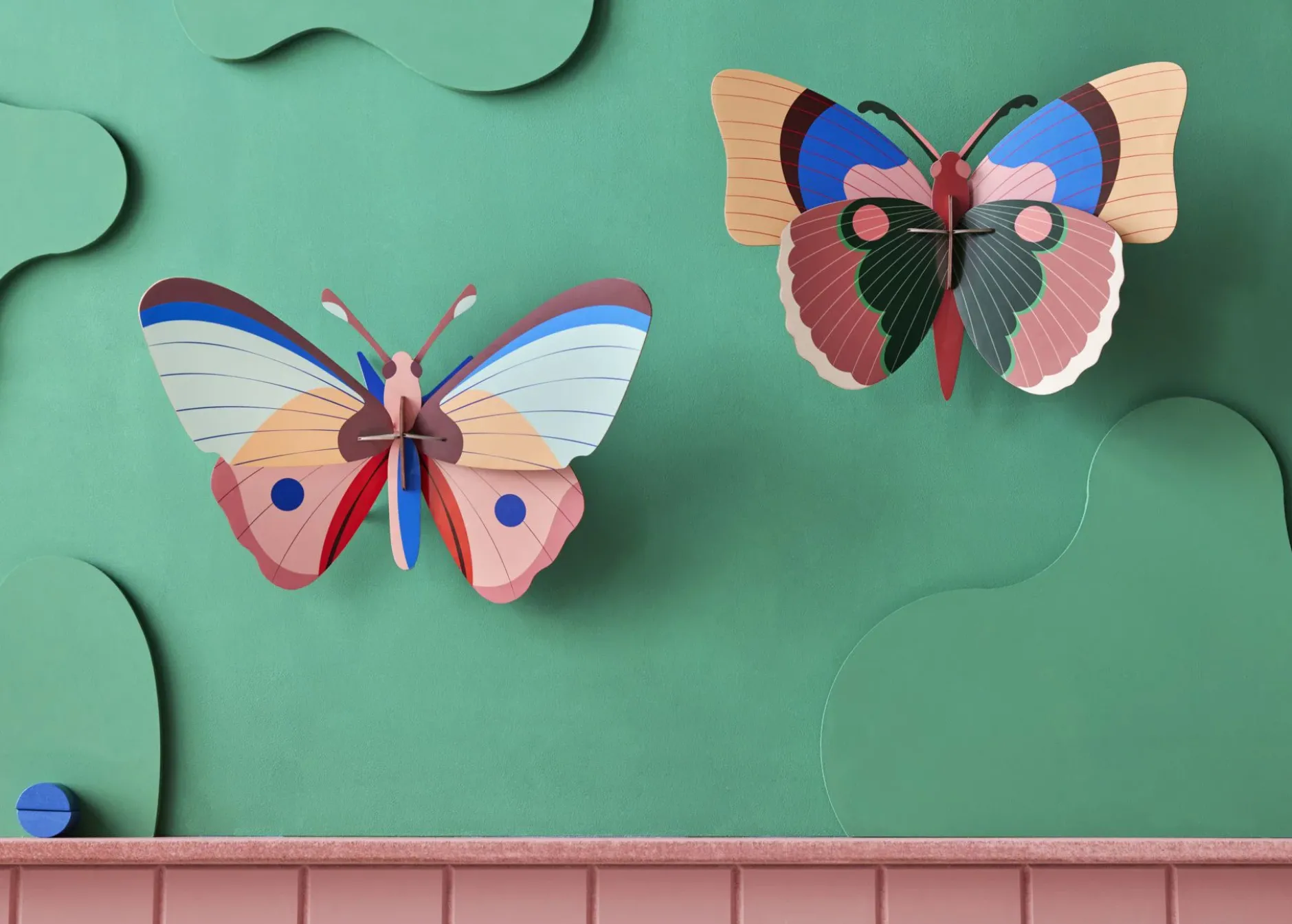 Wanddeko Papier 'Regenbogen-Flattern'