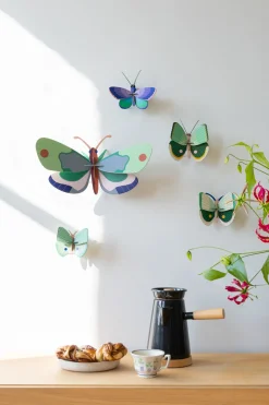 Wanddeko Papier 'Smaragd-Schmetterlings-Trio'