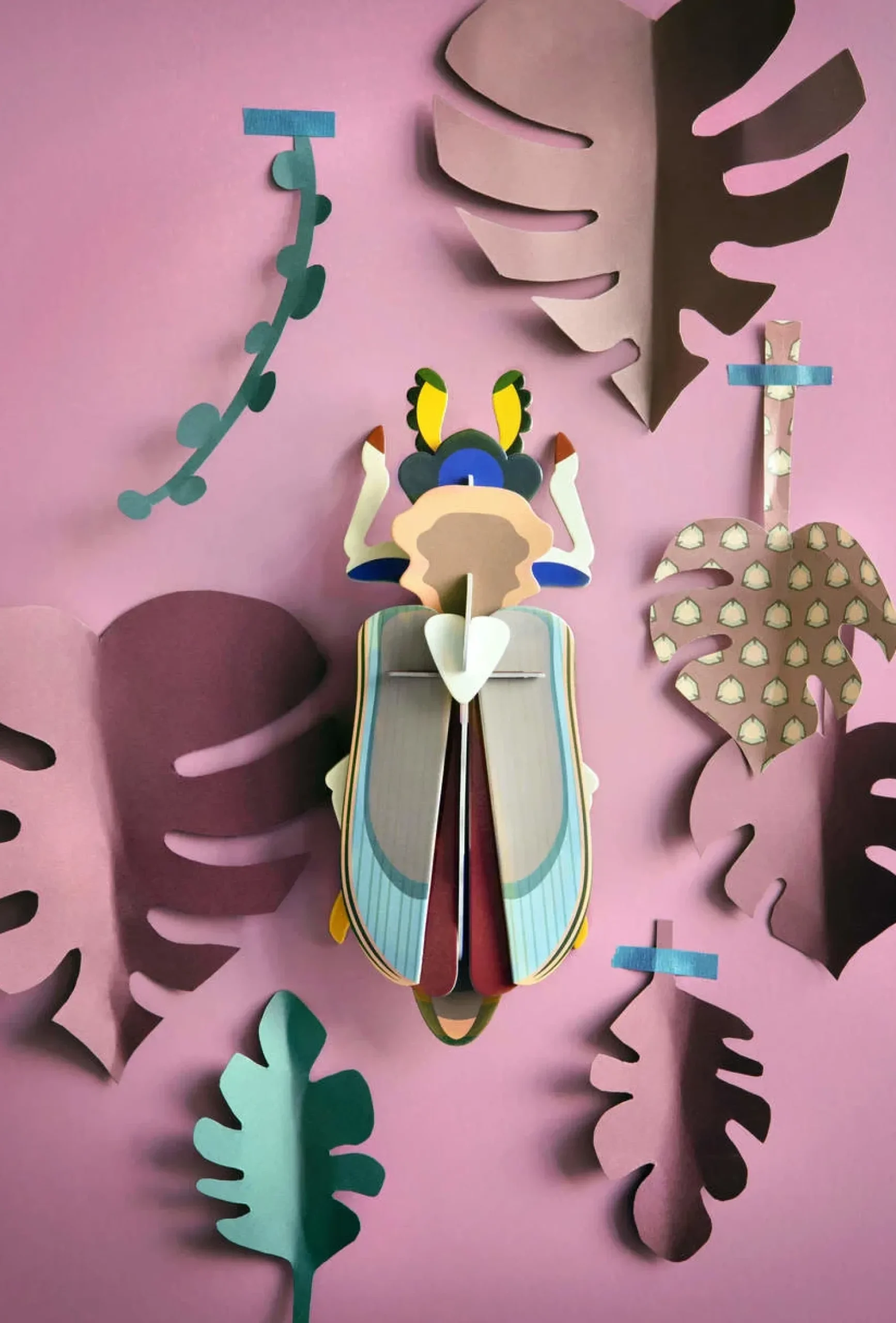 Wanddeko Papier 'Tigerkäfer'